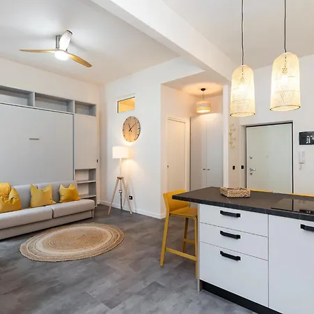 Centro Storico Loft Con Parcheggioprivatogratuito Лоано